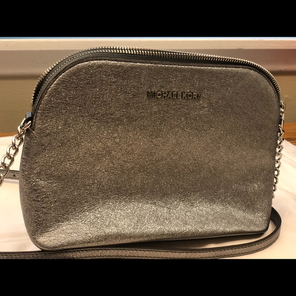 Michael Kors metallic crossbody - Picture 7 of 7